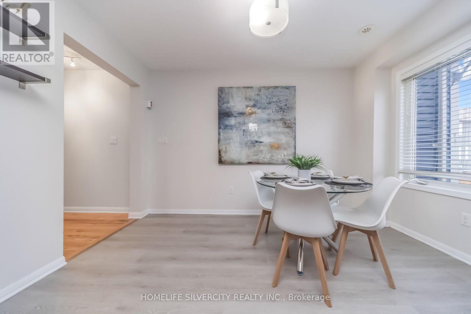 31 Betterton Crescent, Brampton, ON - Indoor Photo Showing Dining Room