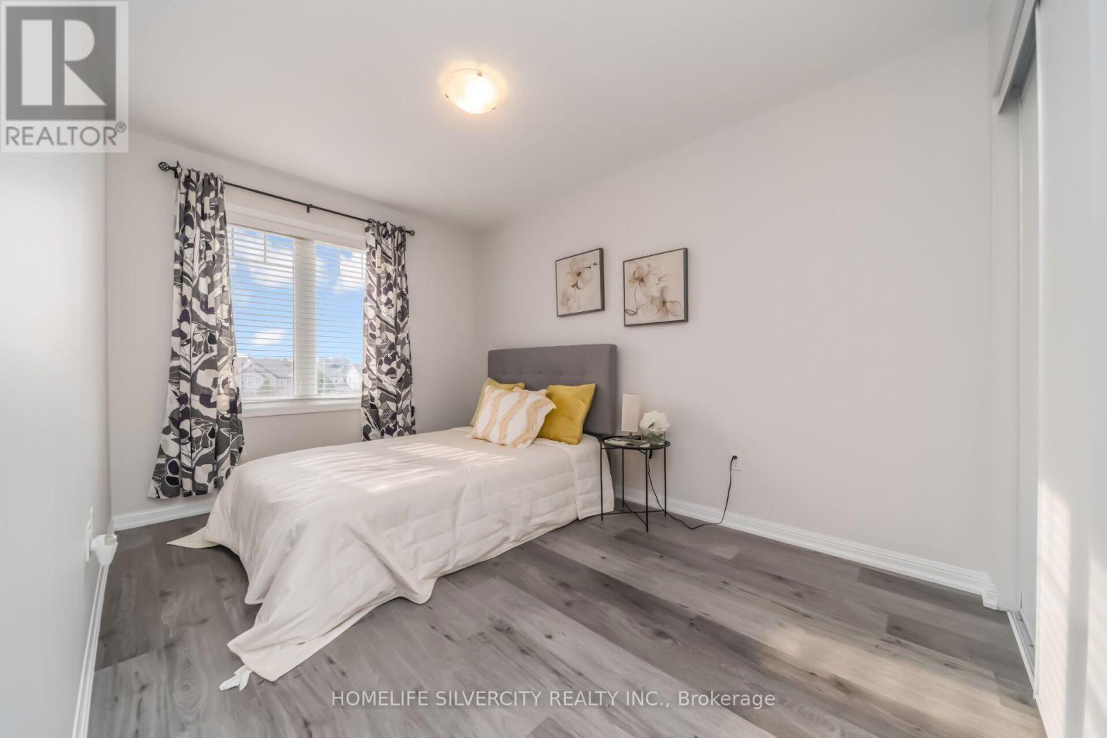 31 Betterton Crescent, Brampton, ON - Indoor Photo Showing Bedroom