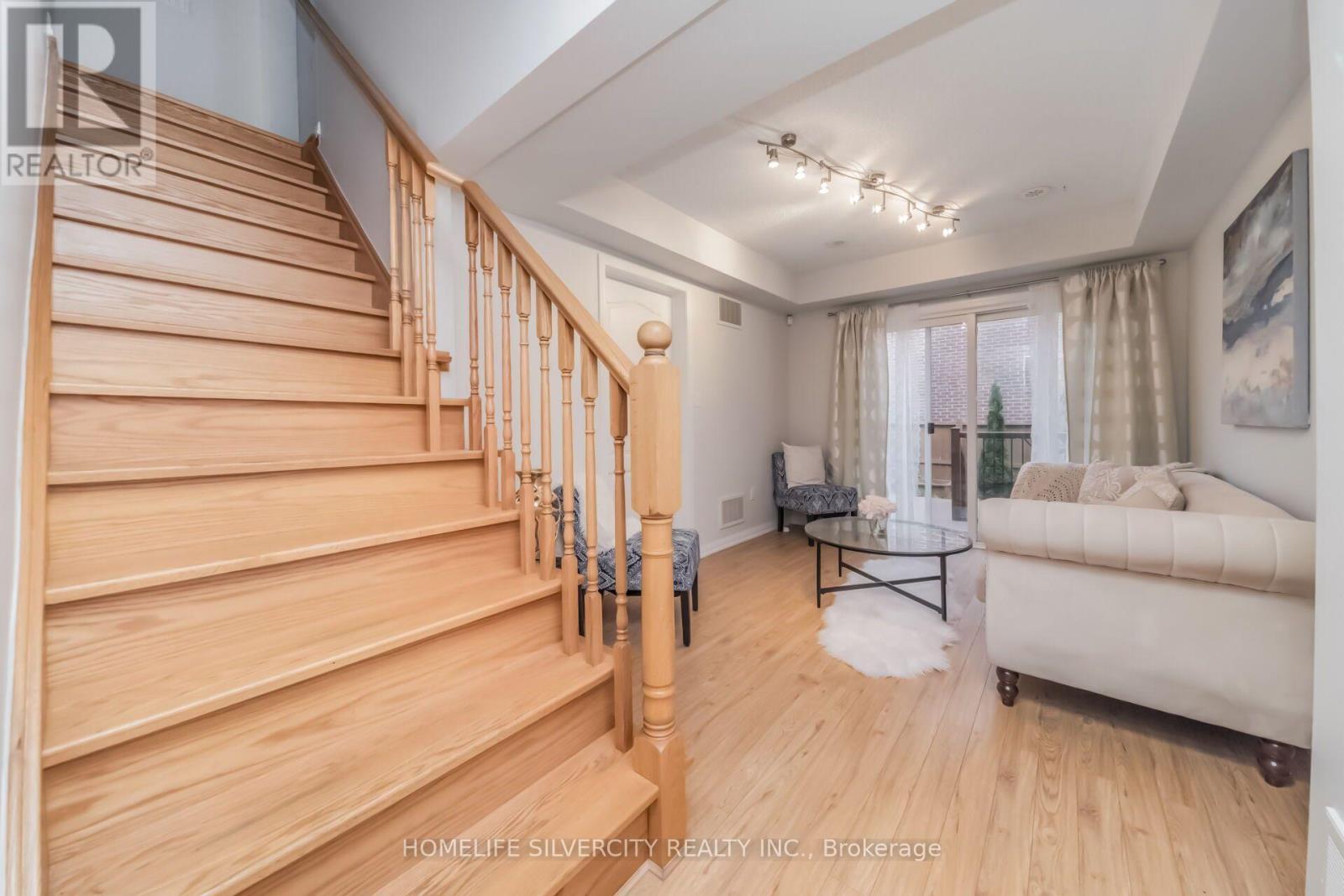 31 Betterton Crescent, Brampton, ON - Indoor Photo Showing Other Room