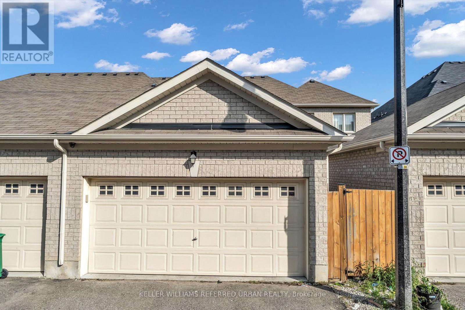 36 Ledger Point Crescent, Brampton, ON - Outdoor