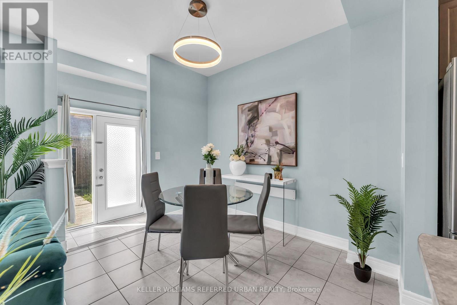 36 Ledger Point Crescent, Brampton, ON - Indoor Photo Showing Dining Room
