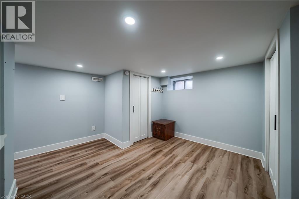 36 Kerr Street, Cambridge, ON - Indoor