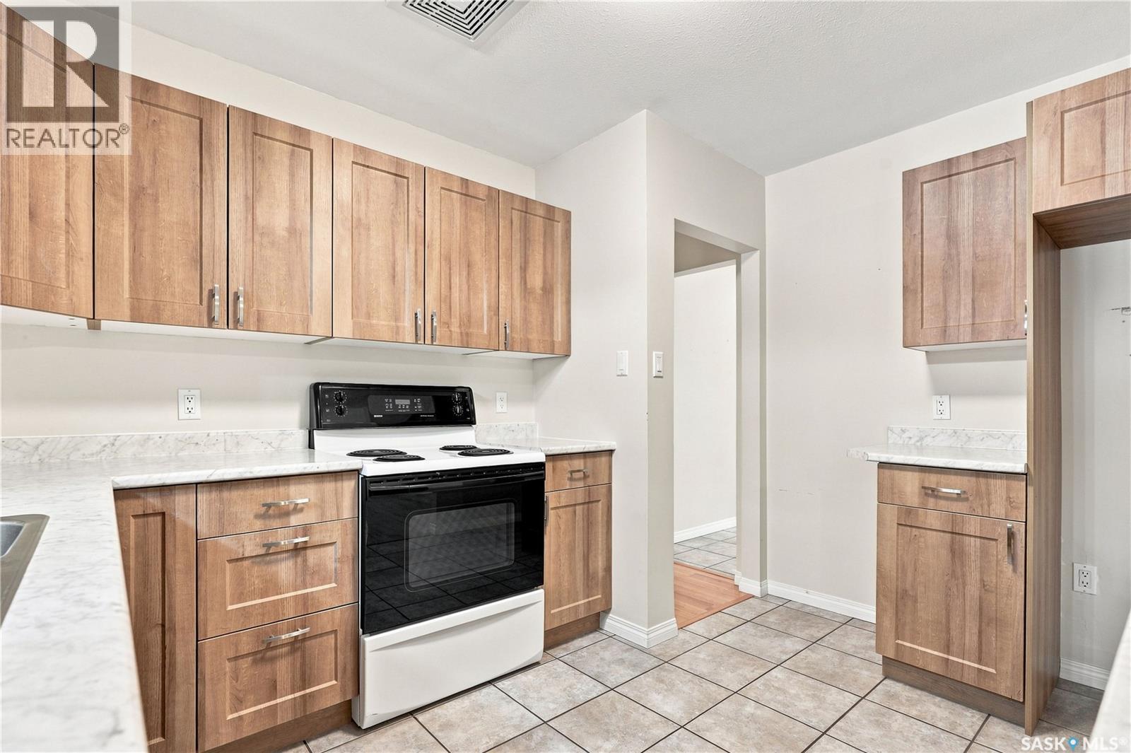 5 Stewart Avenue, Saskatoon, SK
