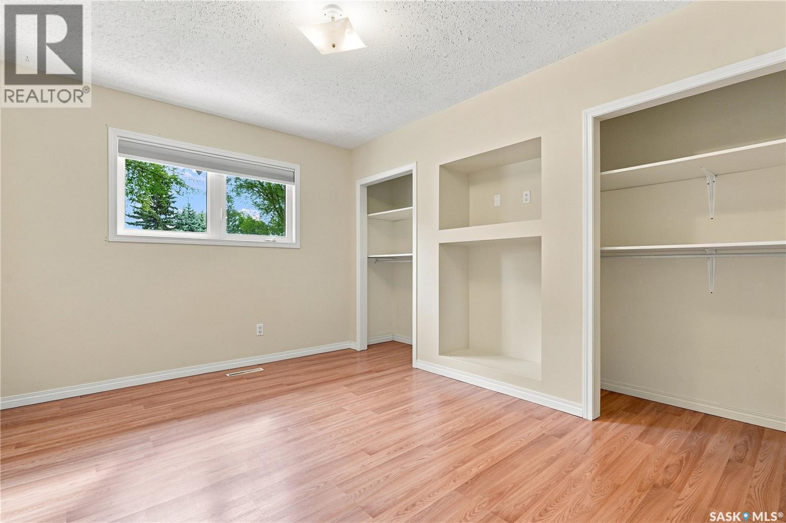 5 Stewart Avenue, Saskatoon, SK
