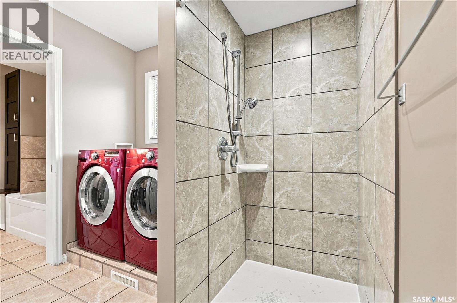 5 Stewart Avenue, Saskatoon, SK
