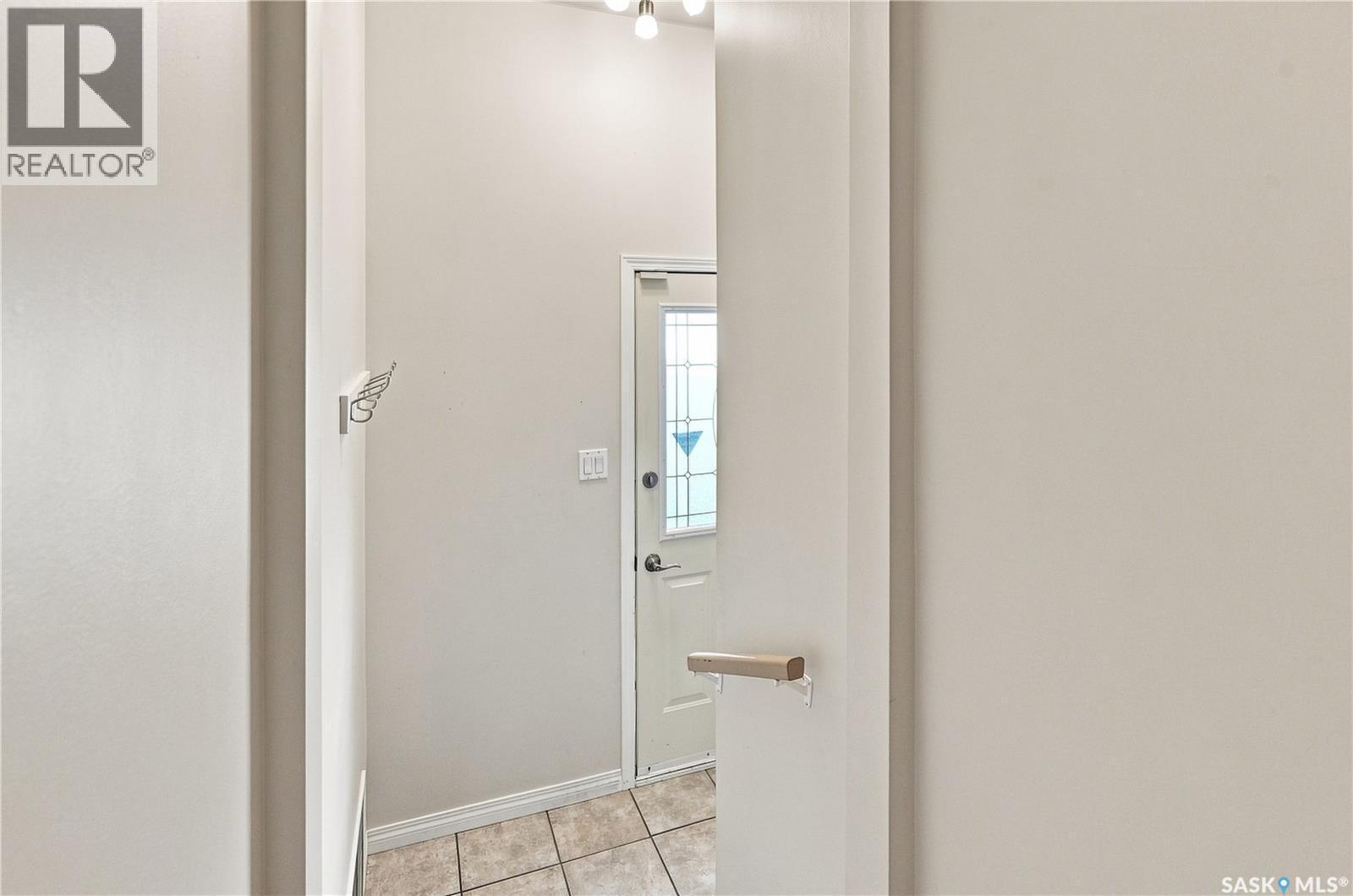 5 Stewart Avenue, Saskatoon, SK
