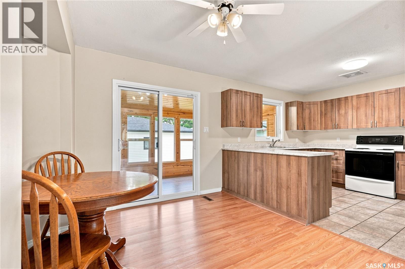 5 Stewart Avenue, Saskatoon, SK