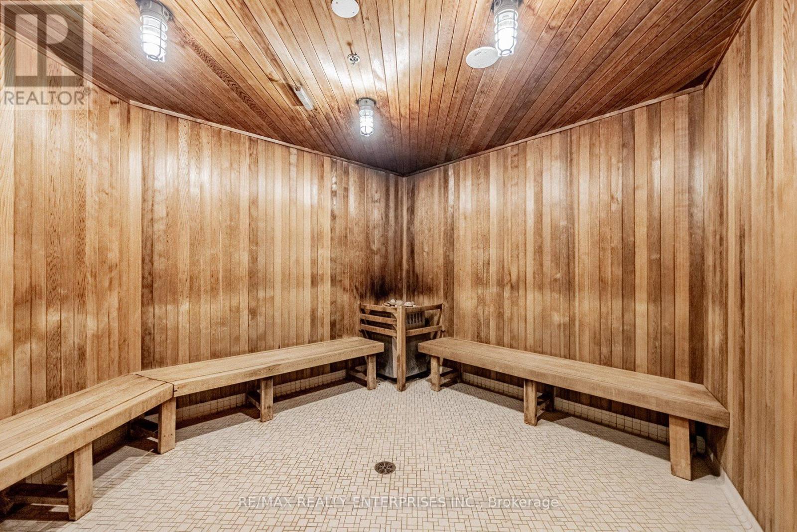 304 - 15 Legion Road, Toronto, ON - Indoor Photo Showing Other Room