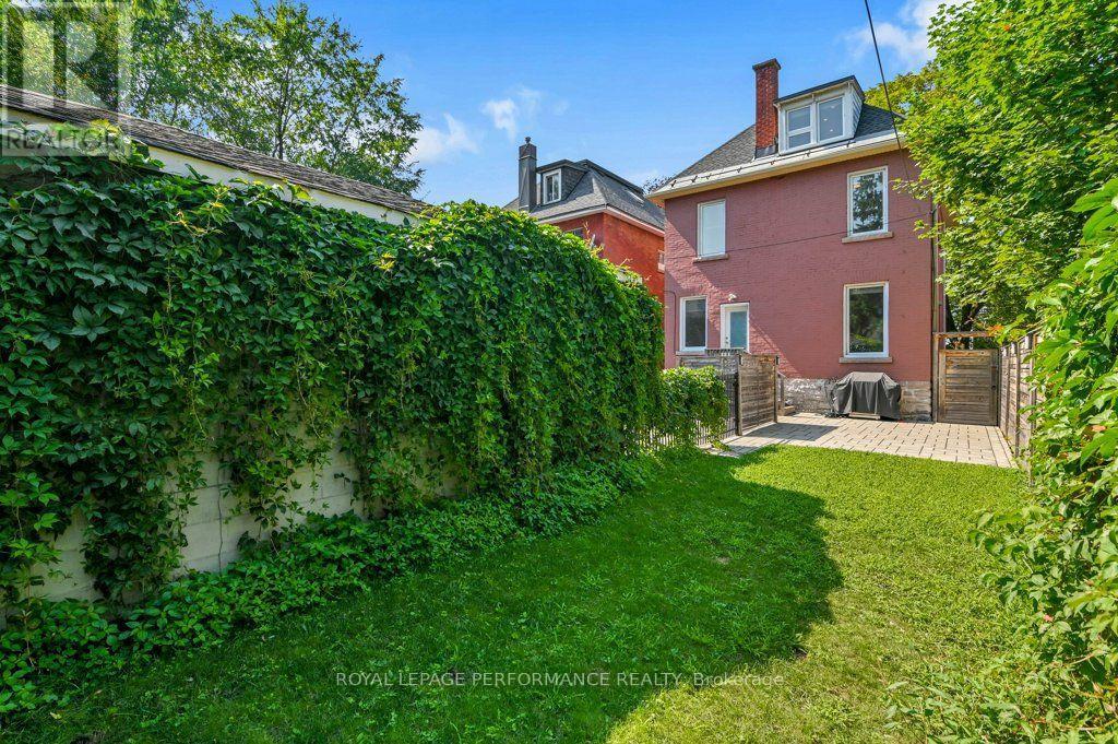 168 Stewart Street, Ottawa, ON - Outdoor