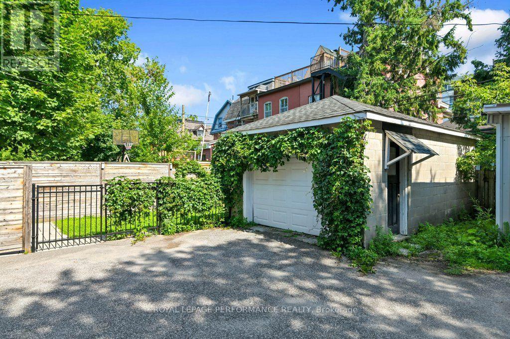 168 Stewart Street, Ottawa, ON - Outdoor