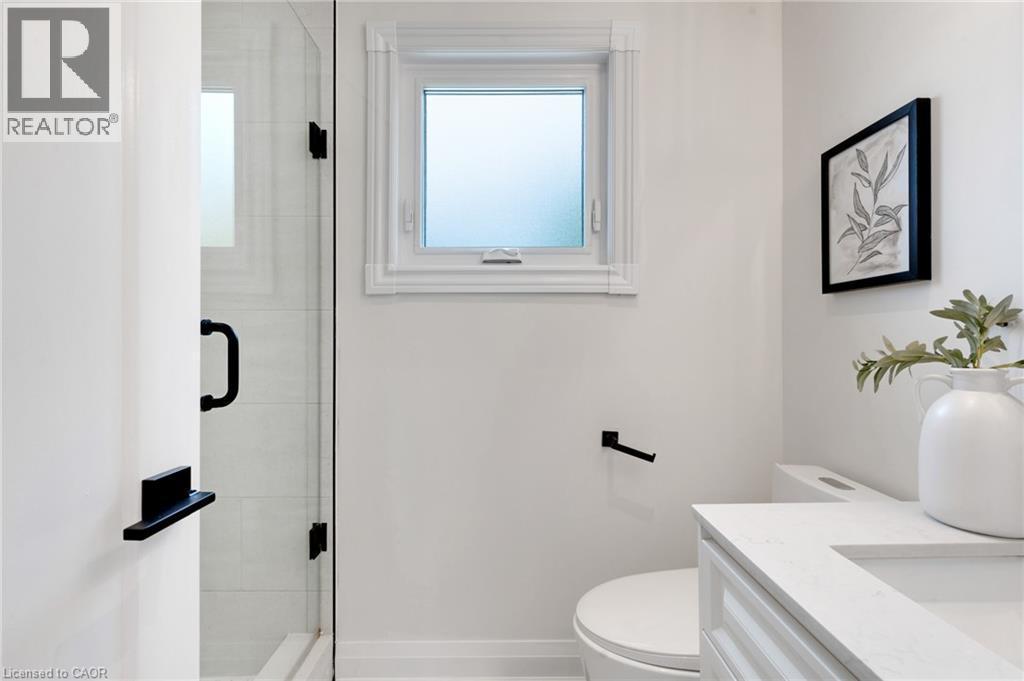 62 Glenvalley Drive, Cambridge, ON - Indoor Photo Showing Bathroom