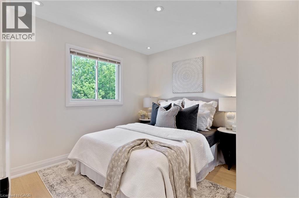 62 Glenvalley Drive, Cambridge, ON - Indoor Photo Showing Bedroom