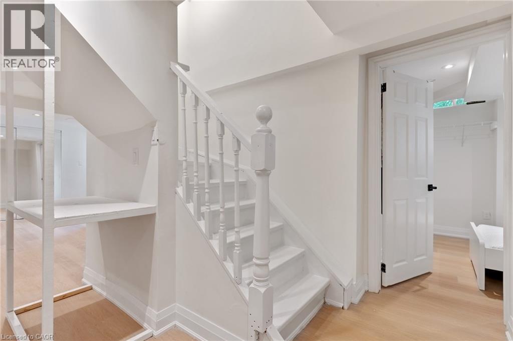 62 Glenvalley Drive, Cambridge, ON - Indoor