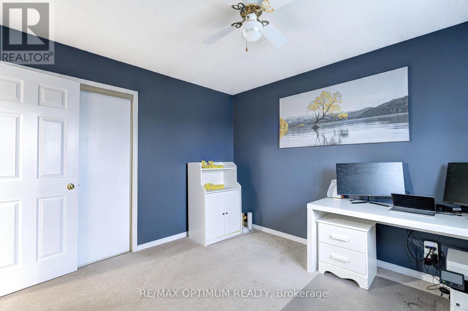 11 Murkar Crescent, Whitby, ON - Indoor