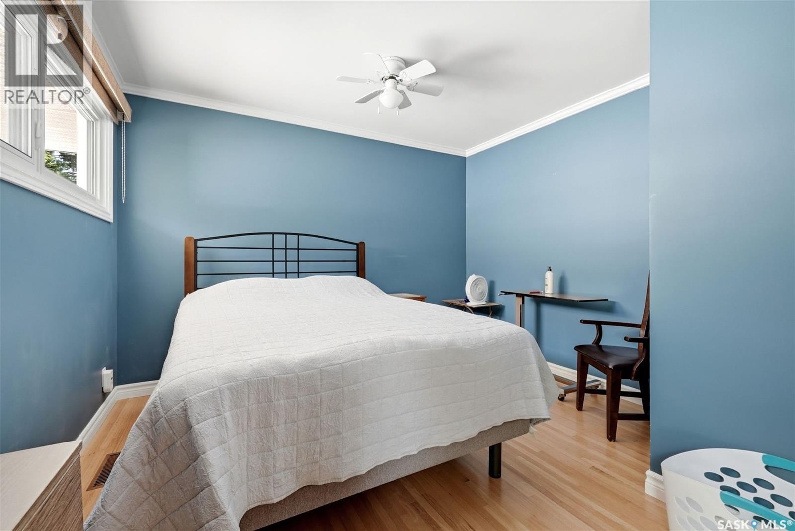 60 Gardiner Avenue, Regina, SK - Indoor Photo Showing Bedroom