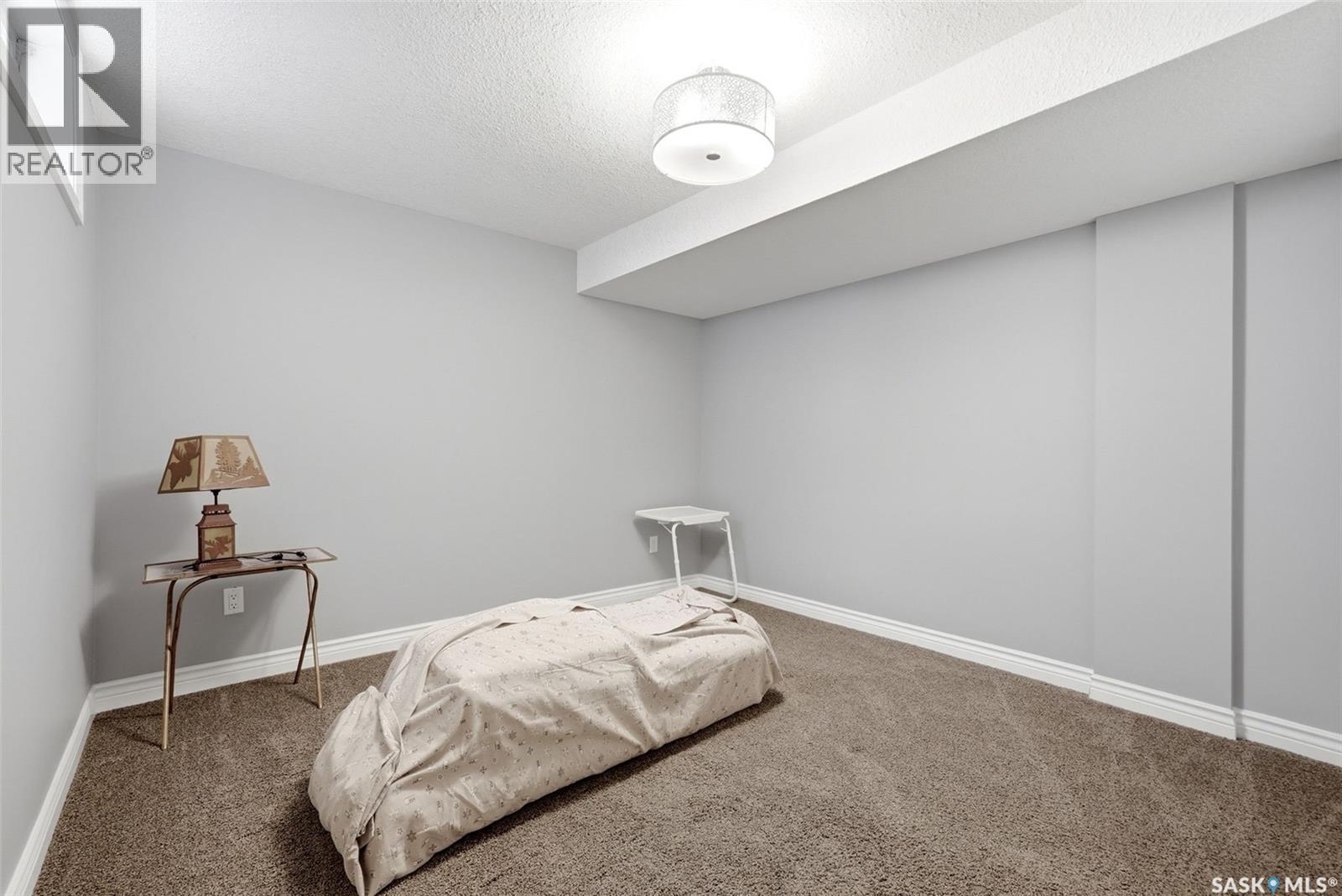 60 Gardiner Avenue, Regina, SK - Indoor Photo Showing Other Room