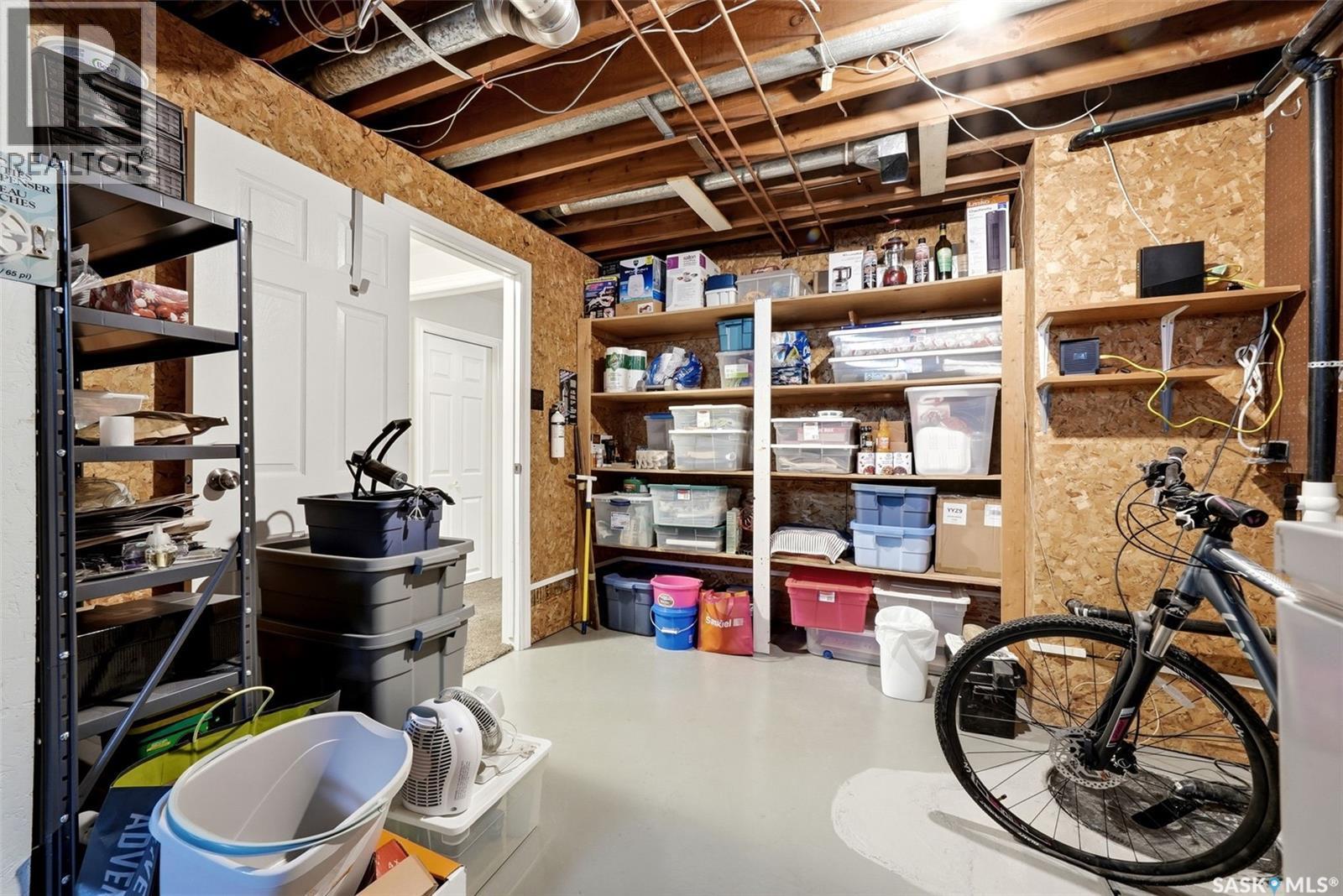 60 Gardiner Avenue, Regina, SK - Indoor