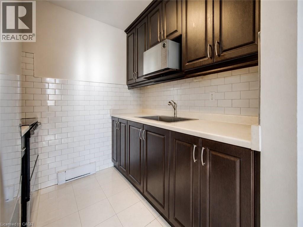 119 Cedar Street S Unit# 15, Kitchener, ON - Indoor