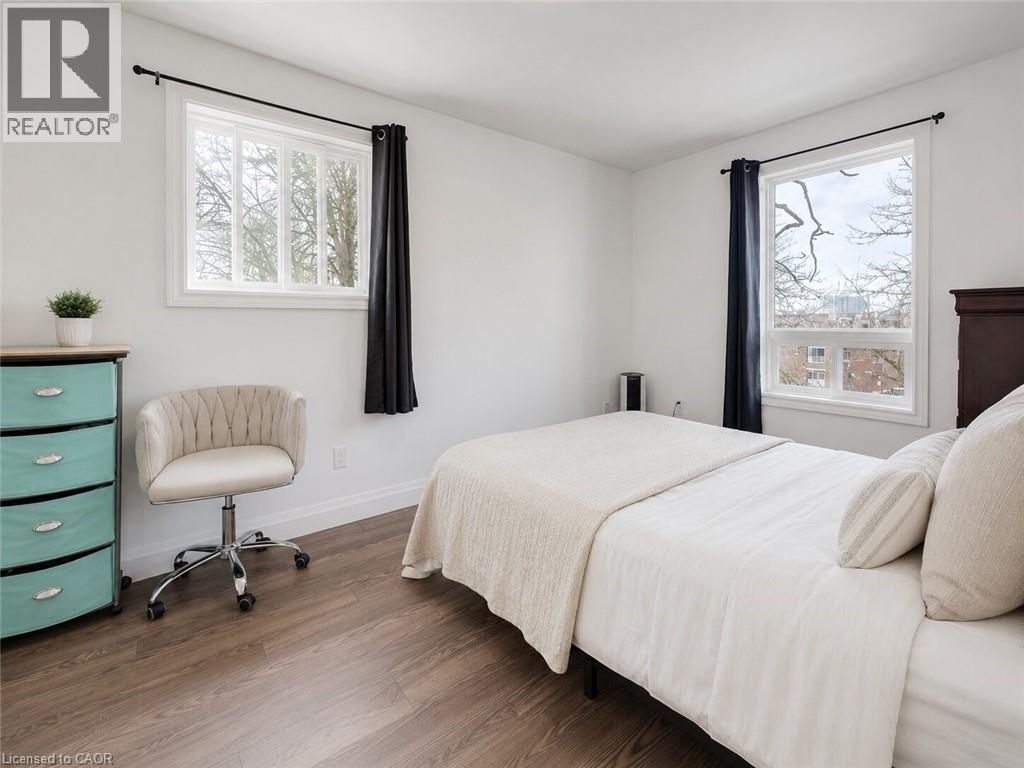 119 Cedar Street S Unit# 15, Kitchener, ON - Indoor Photo Showing Bedroom