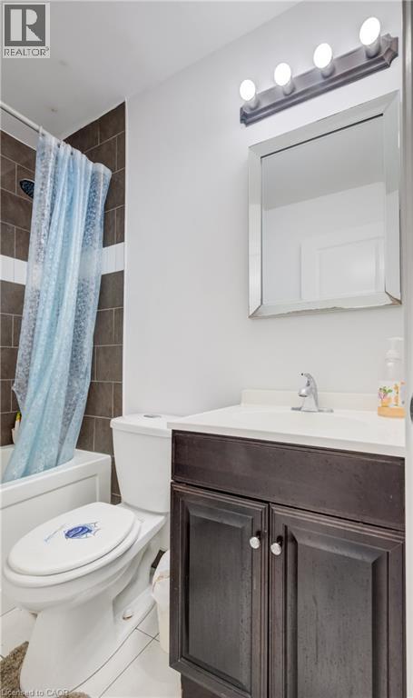 119 Cedar Street S Unit# 15, Kitchener, ON - Indoor Photo Showing Bathroom
