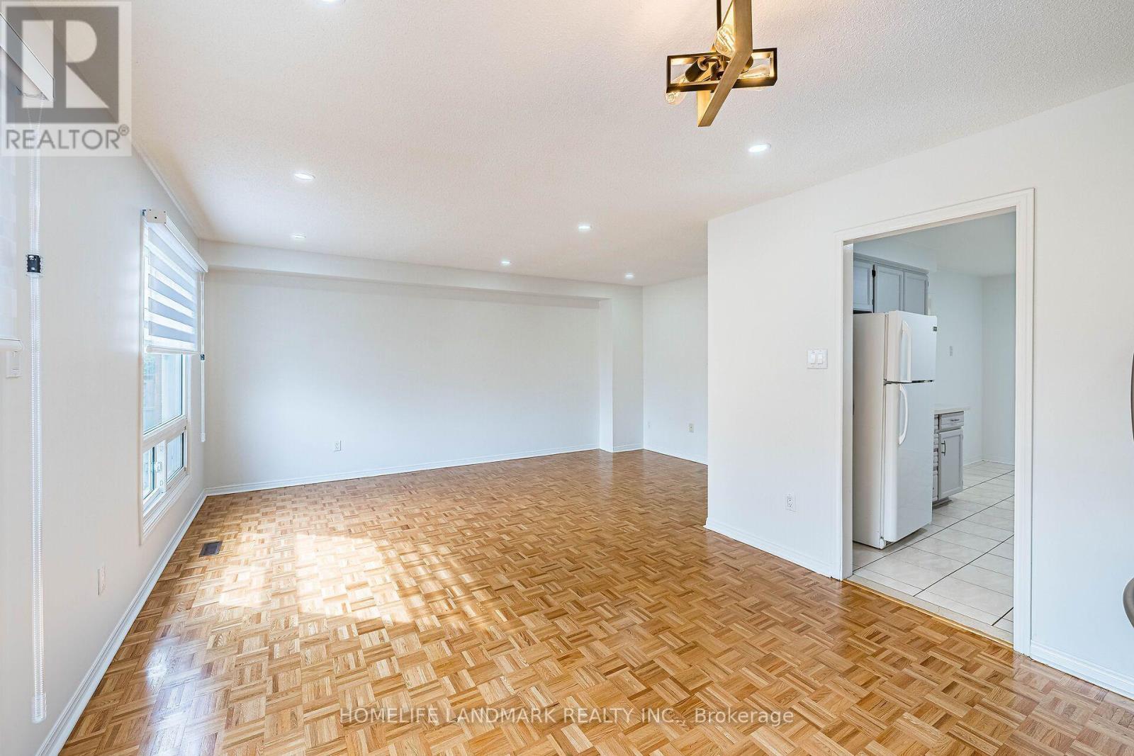 62 Danjohn Crescent, Toronto, ON - Indoor Photo Showing Other Room