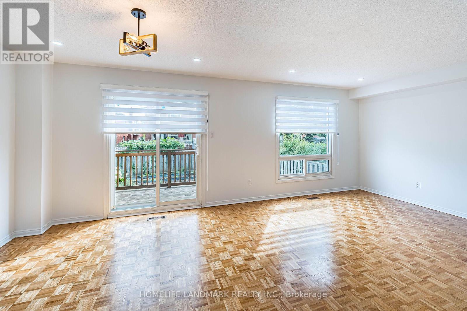62 Danjohn Crescent, Toronto, ON - Indoor Photo Showing Other Room
