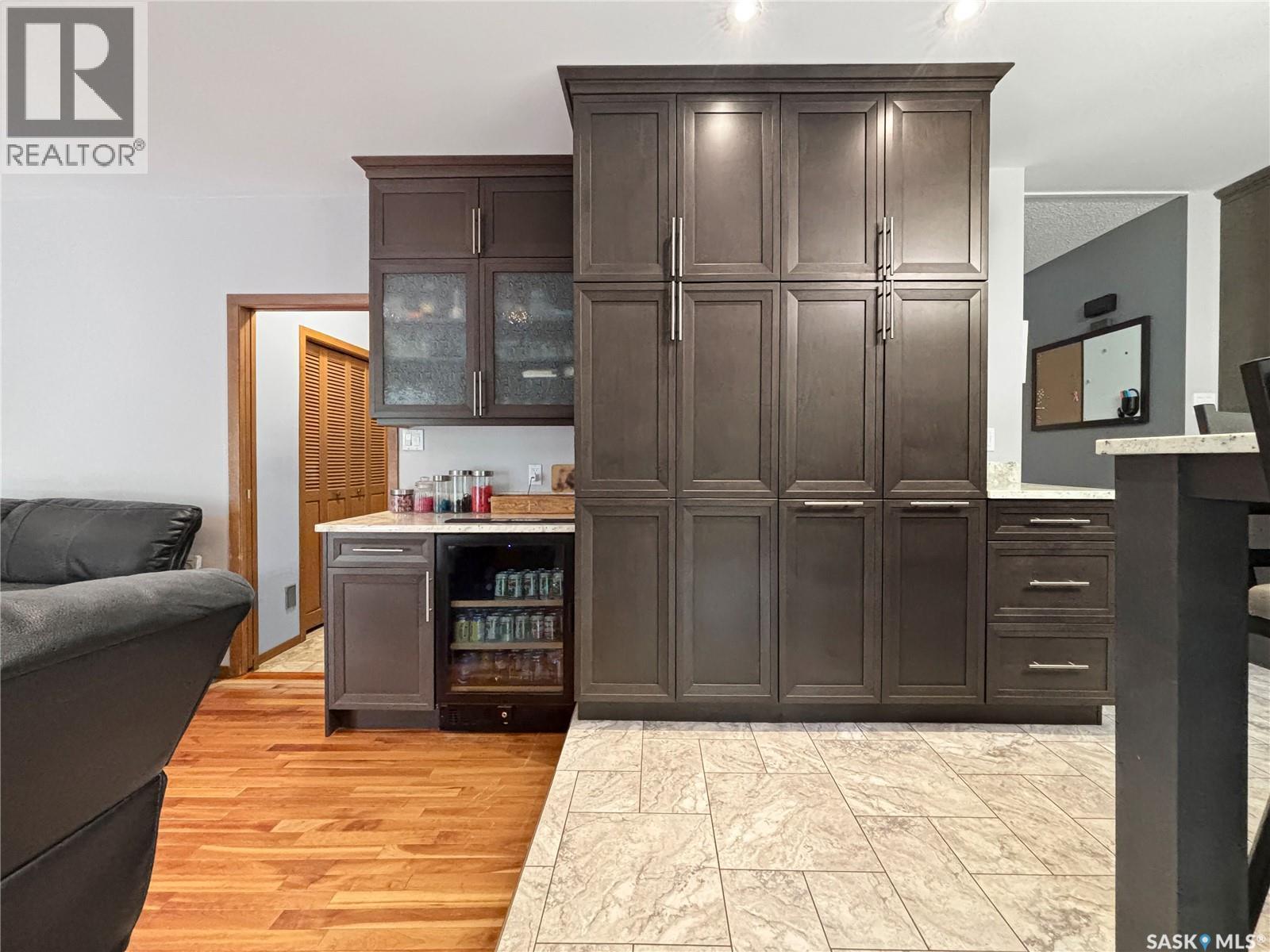 407 Chitek Crescent, Saskatoon, SK - Indoor Photo Showing Other Room