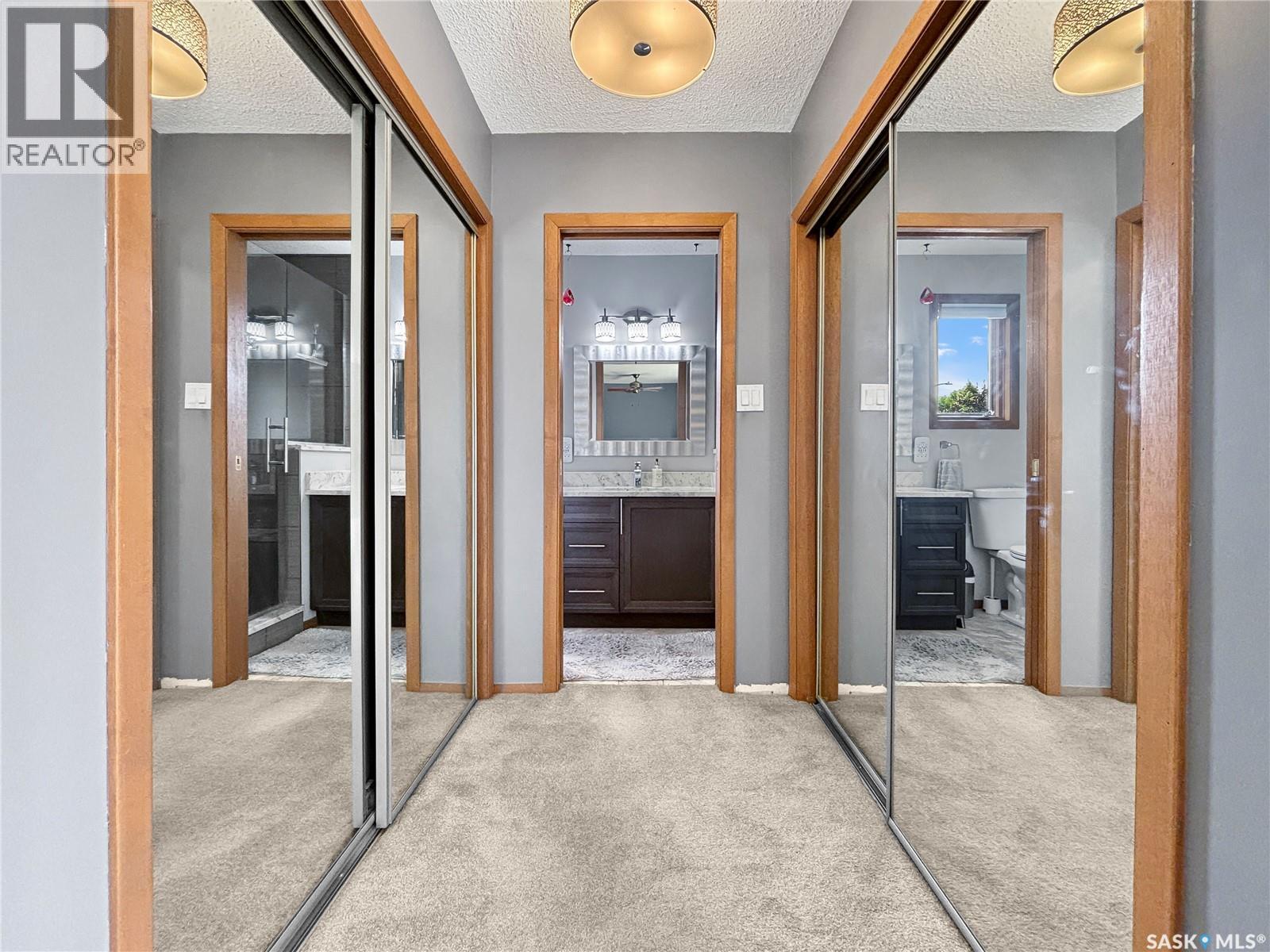 407 Chitek Crescent, Saskatoon, SK - Indoor Photo Showing Other Room