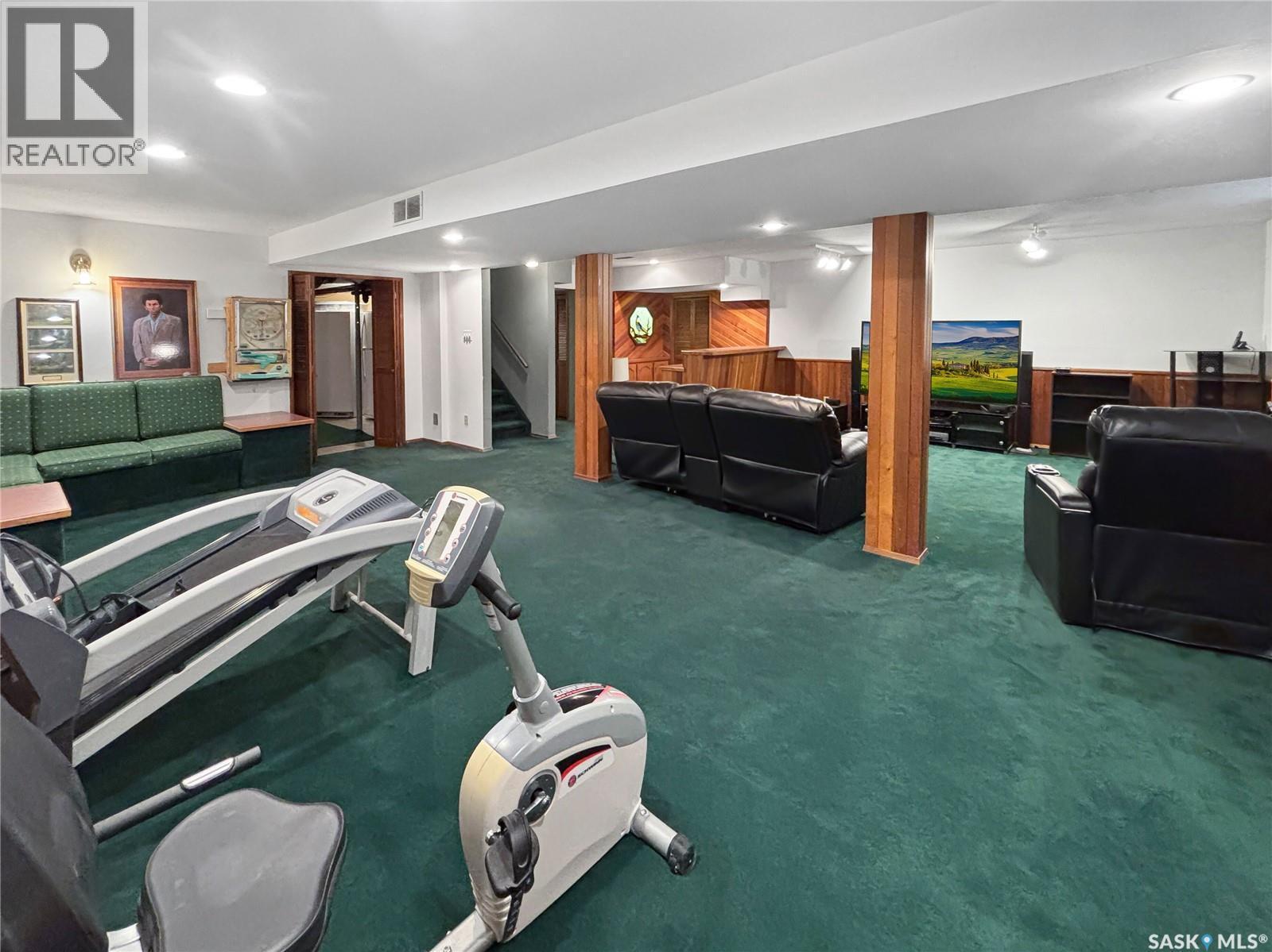407 Chitek Crescent, Saskatoon, SK - Indoor