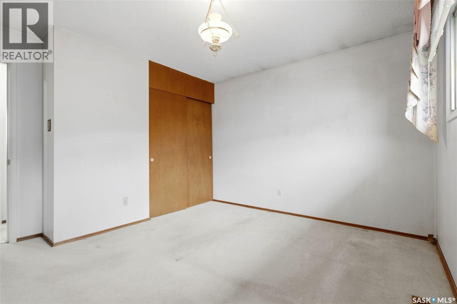 65 Mccaul Crescent, Regina, SK - Indoor Photo Showing Other Room