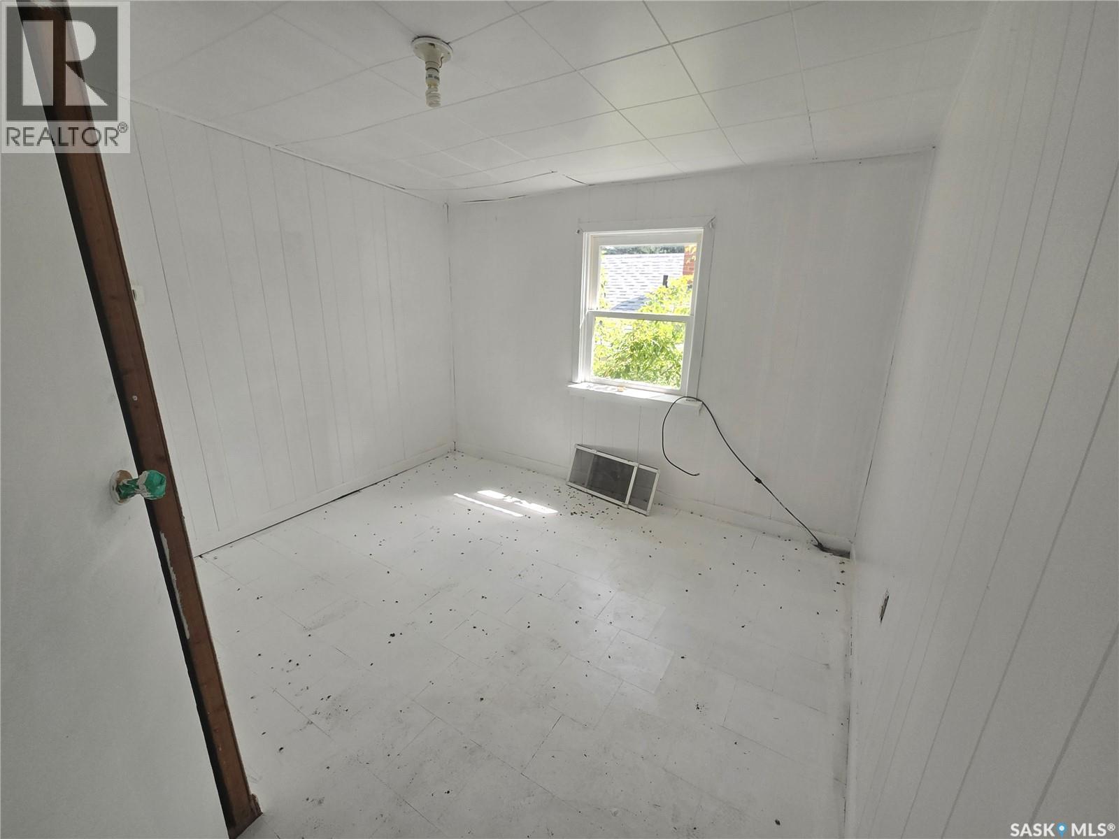 419 Main Street, Kipling, SK - Indoor Photo Showing Other Room