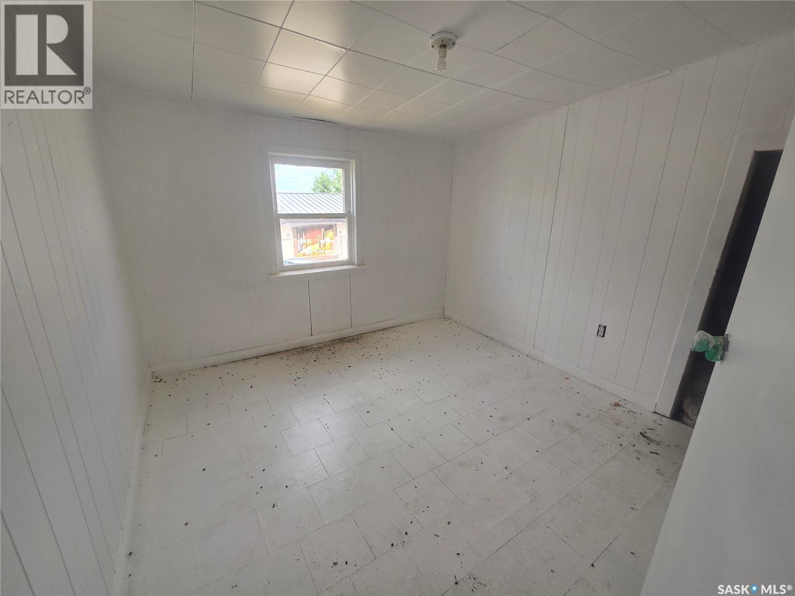 419 Main Street, Kipling, SK - Indoor Photo Showing Other Room