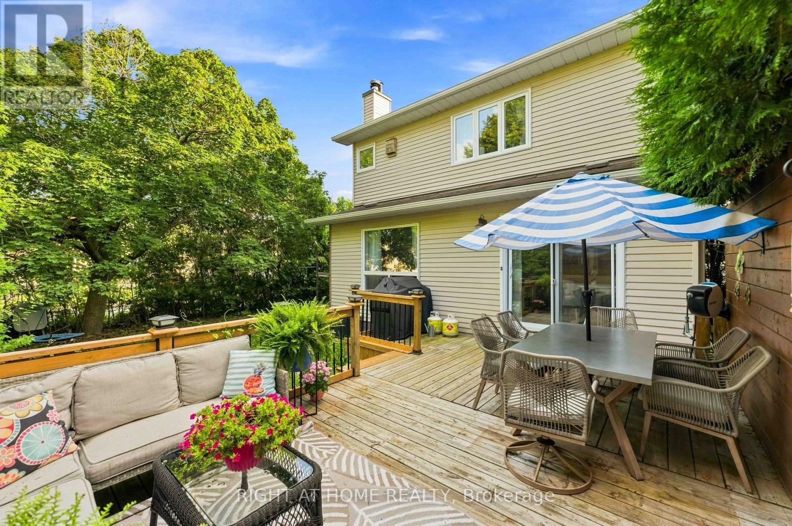 25 Waterton Crescent, Ottawa, ON - Outdoor With Deck Patio Veranda With Exterior