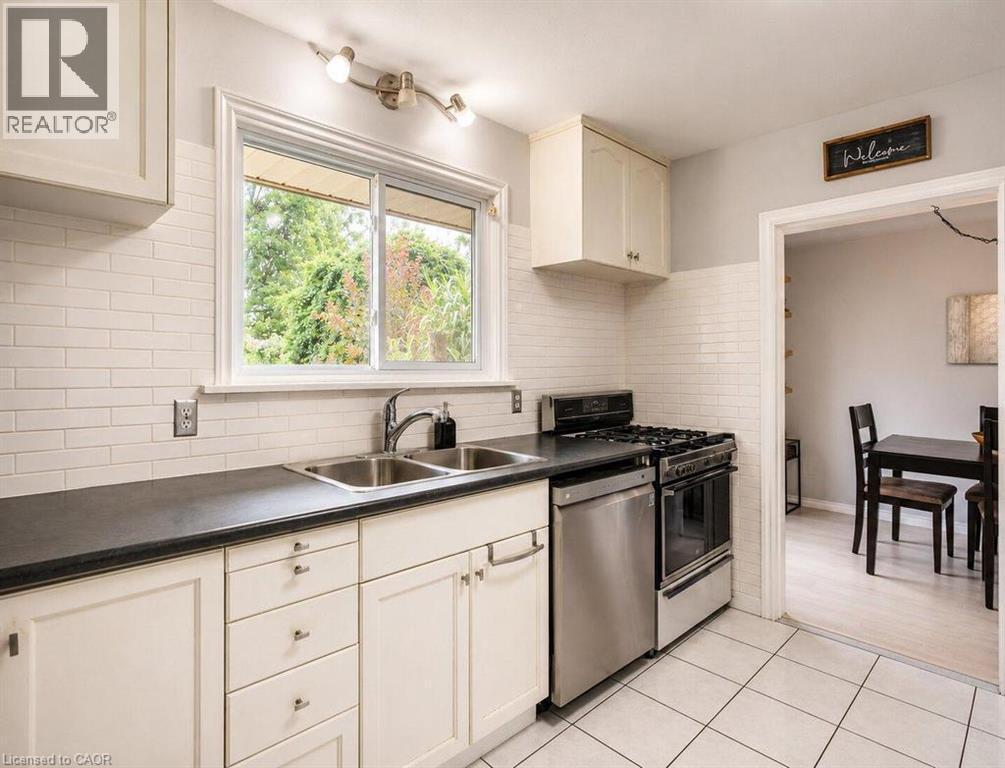 120 Stone Church Road W, Hamilton, ON - Indoor Photo Showing Kitchen With Double Sink