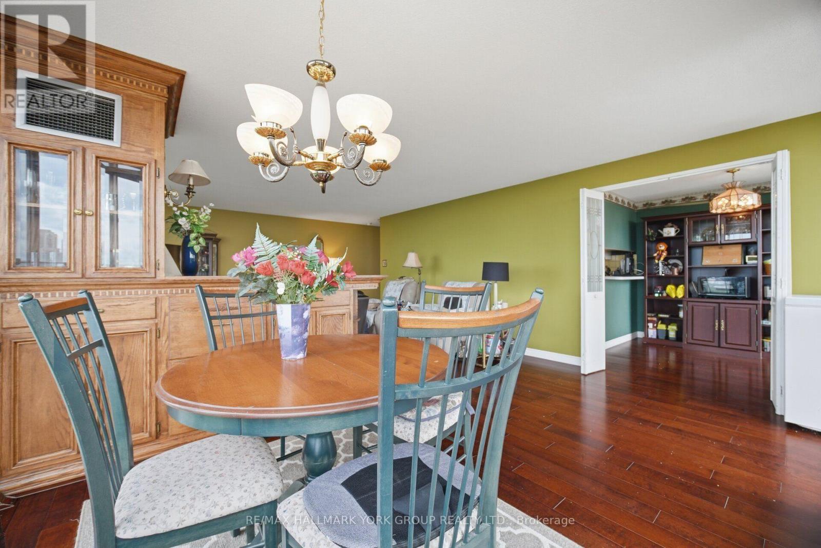 1406 - 600 Rexdale Boulevard, Toronto, ON - Indoor Photo Showing Dining Room