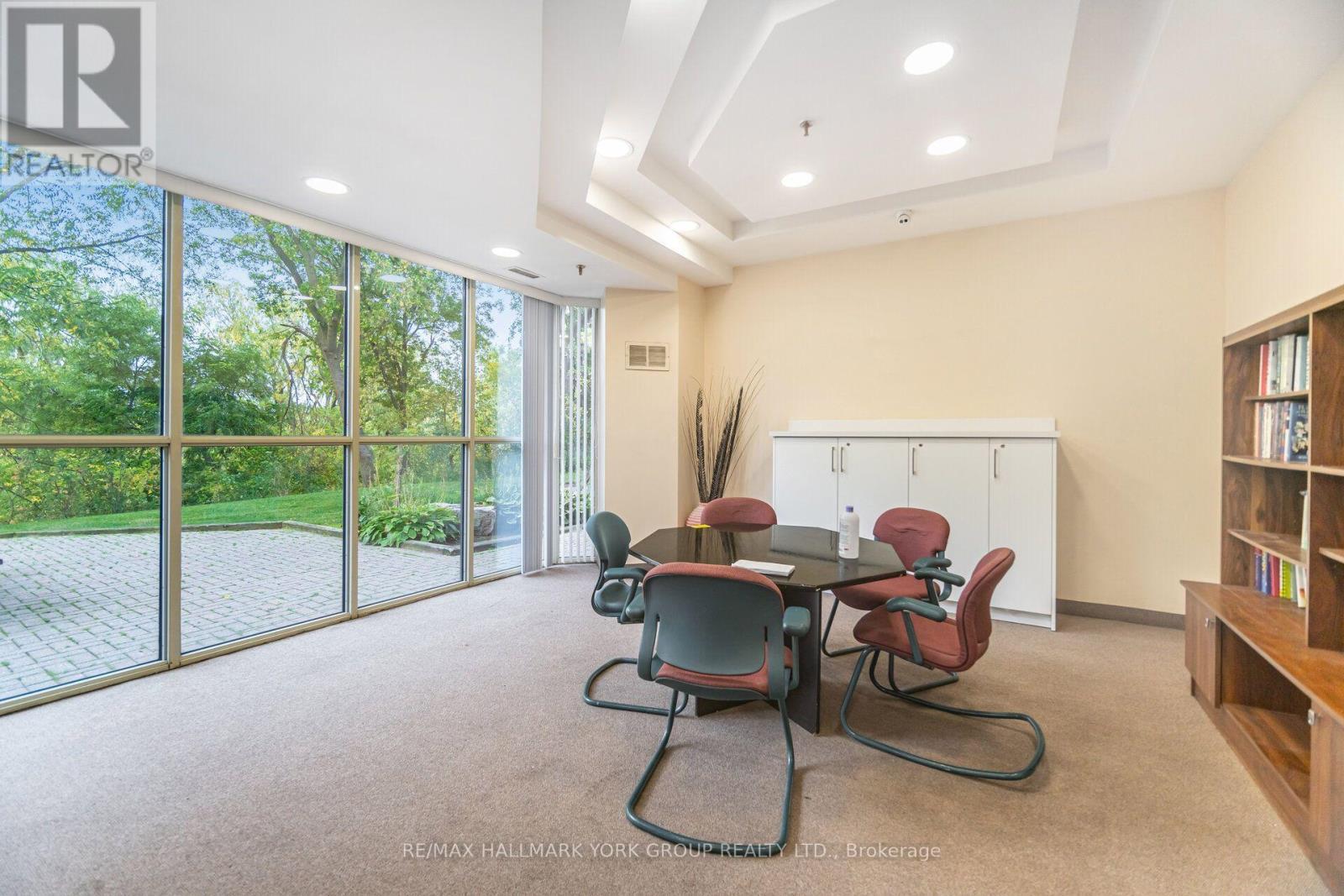 1406 - 600 Rexdale Boulevard, Toronto, ON - Indoor
