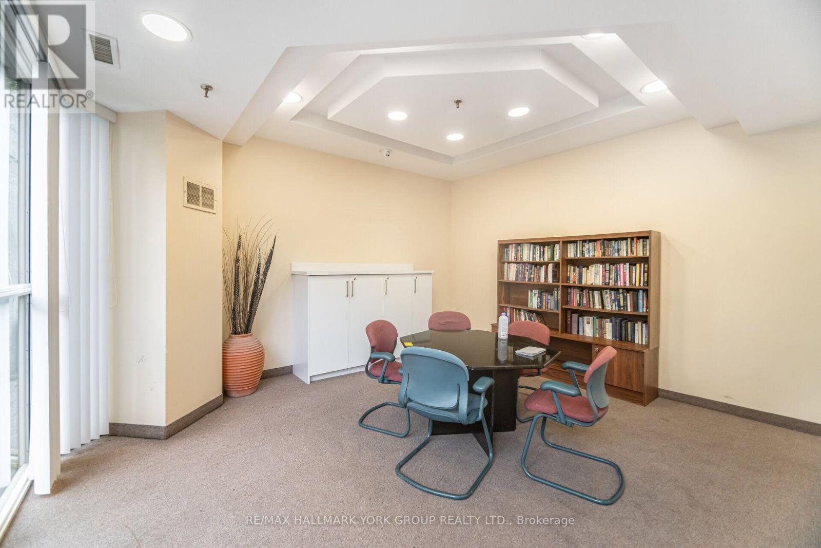 1406 - 600 Rexdale Boulevard, Toronto, ON - Indoor