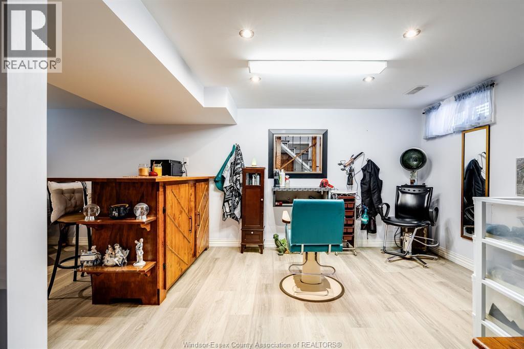 574 Bevel Line, Leamington, ON