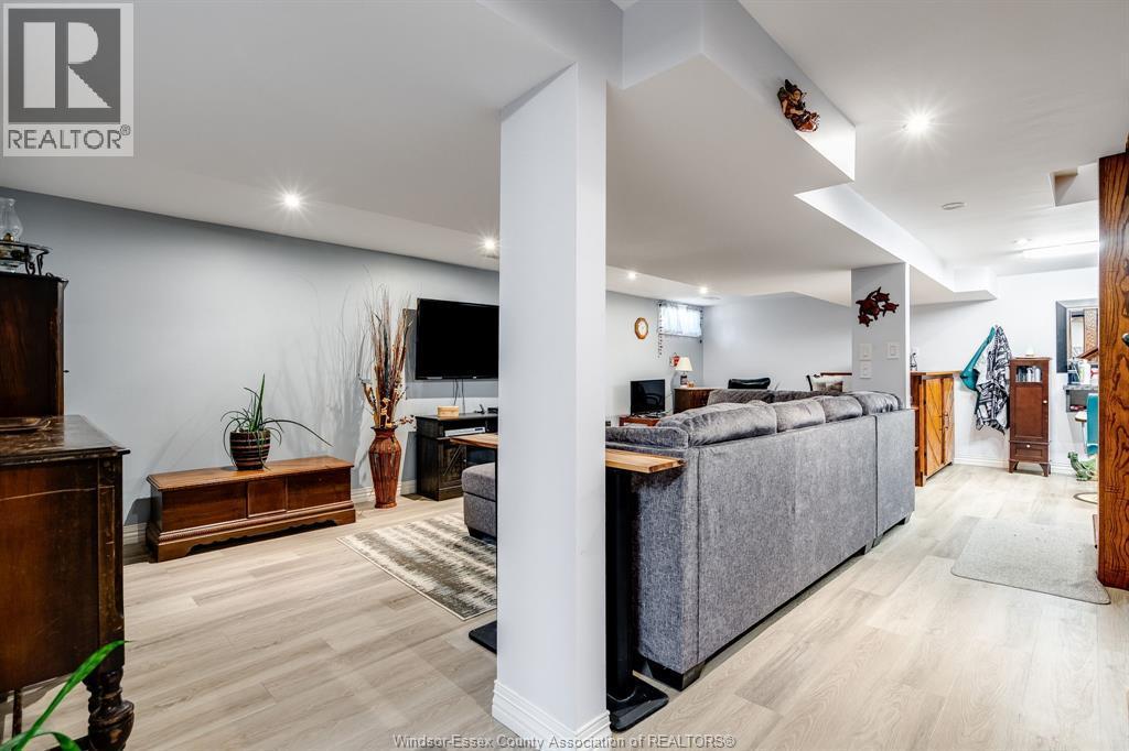 574 Bevel Line, Leamington, ON
