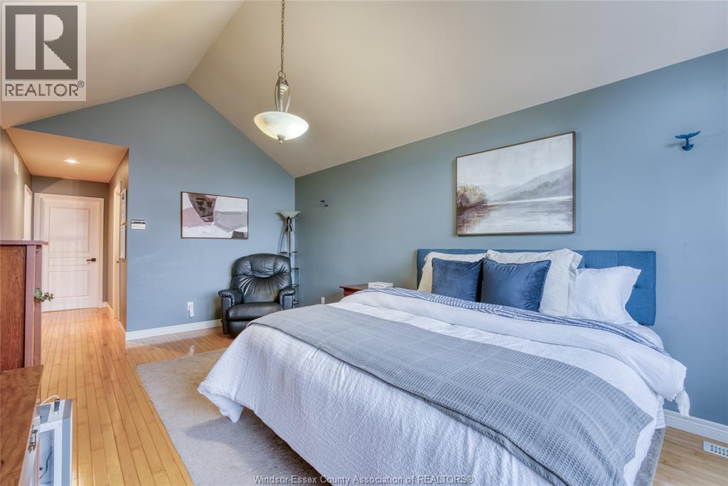 937 Pavan, Windsor, ON - Indoor Photo Showing Bedroom