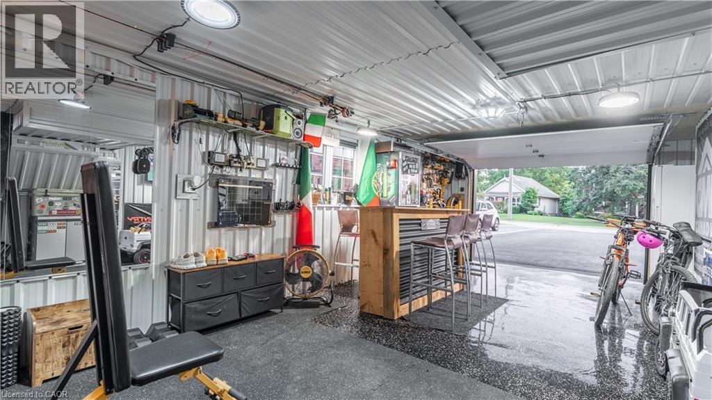368 Caithness Street, Caledonia, ON - Indoor Photo Showing Other Room