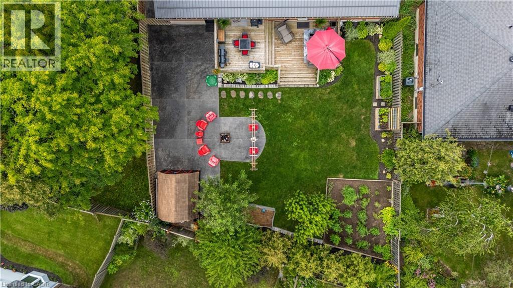 368 Caithness Street, Caledonia, ON - Outdoor