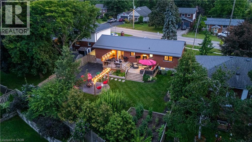 368 Caithness Street, Caledonia, ON - Outdoor