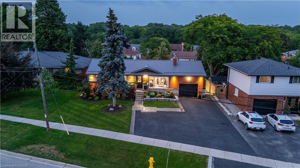368 Caithness Street, Caledonia, ON - Outdoor