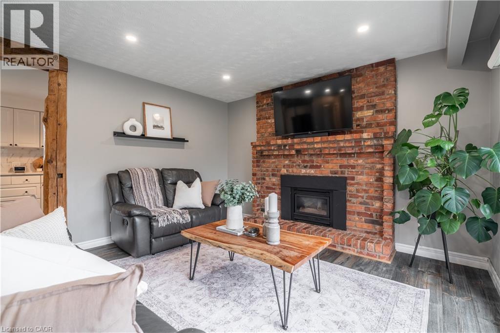 368 Caithness Street, Caledonia, ON - Indoor Photo Showing Living Room With Fireplace