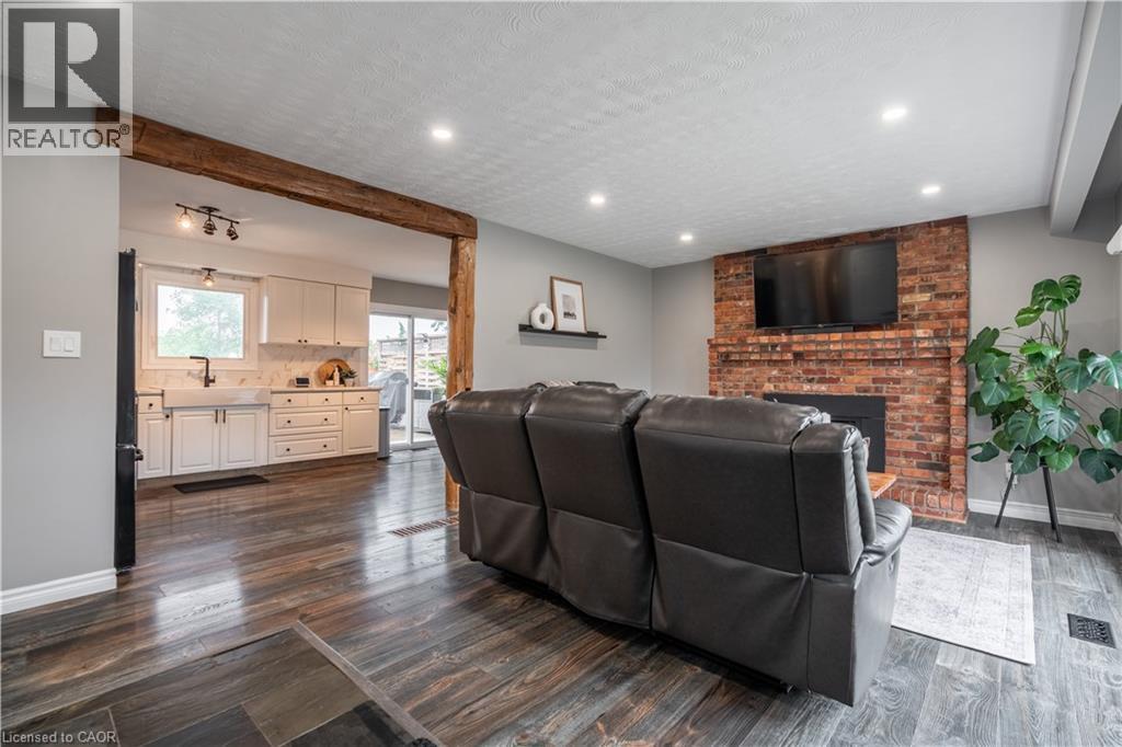 368 Caithness Street, Caledonia, ON - Indoor Photo Showing Living Room With Fireplace