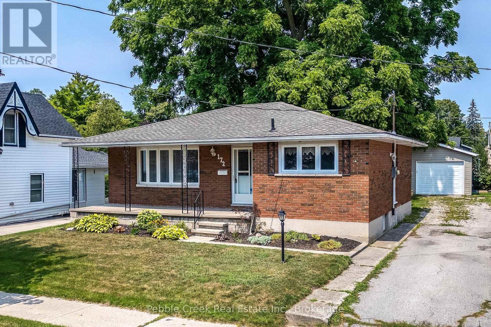 172 Elgin Avenue W, Goderich (Goderich (Town)), ON - Outdoor