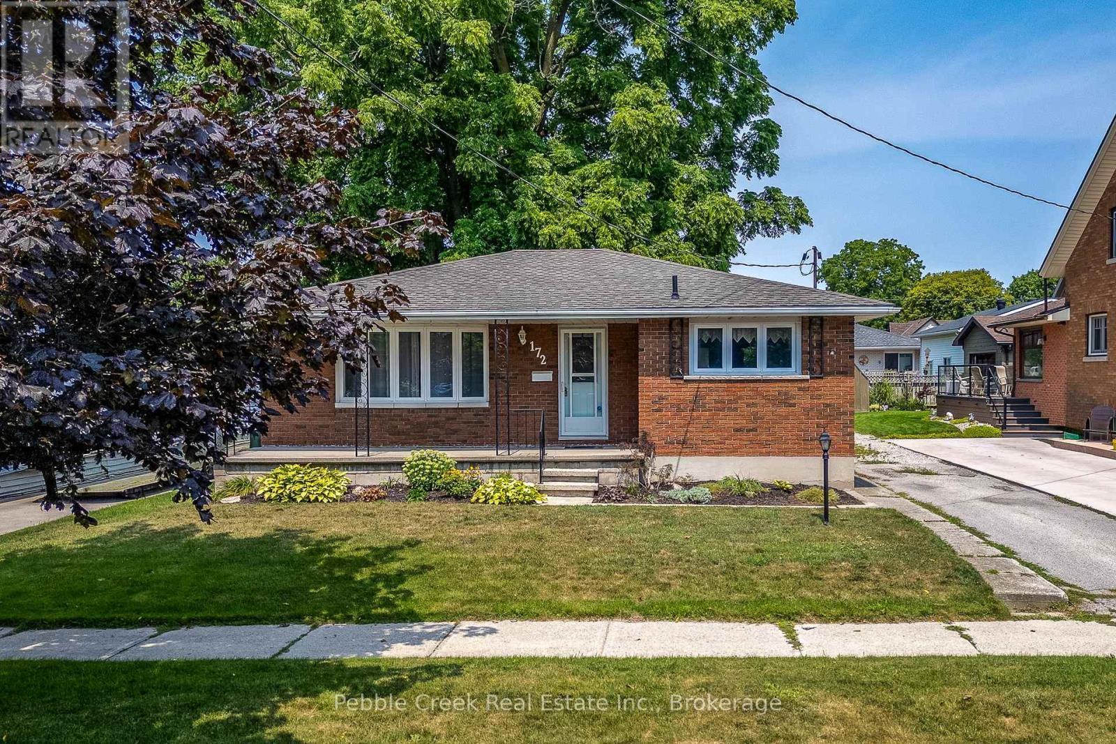 172 Elgin Avenue W, Goderich (Goderich (Town)), ON - Outdoor