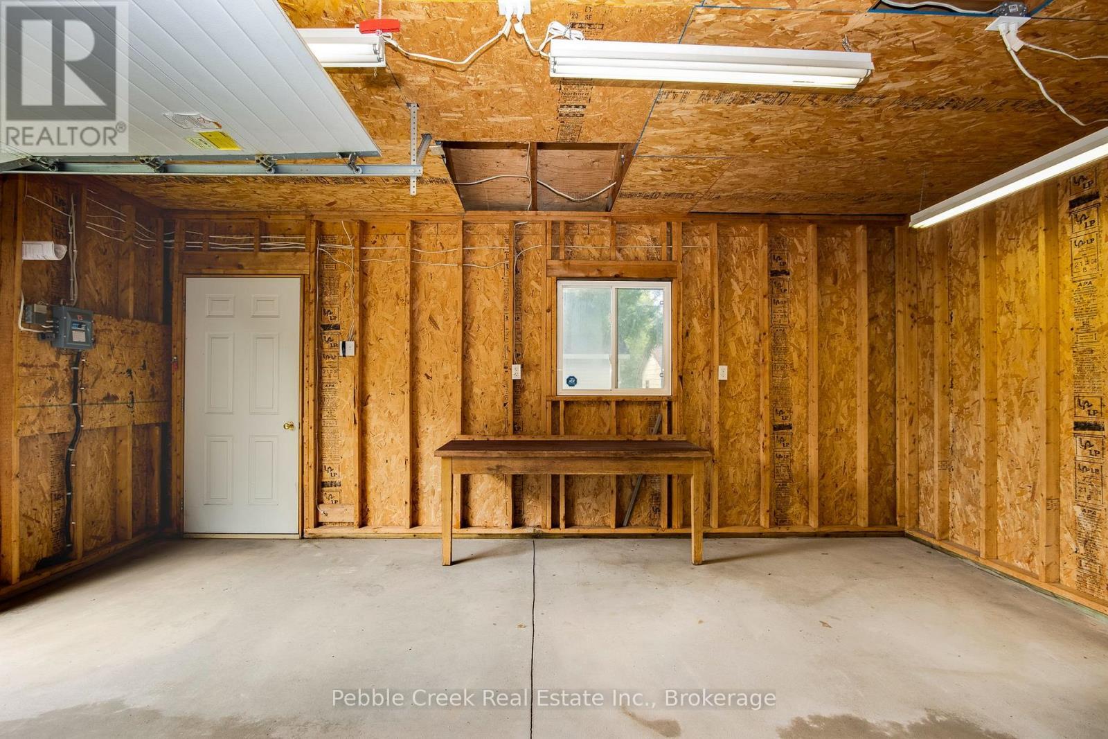 172 Elgin Avenue W, Goderich (Goderich (Town)), ON - Indoor
