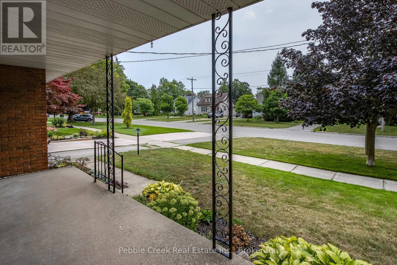 172 Elgin Avenue W, Goderich (Goderich (Town)), ON - Outdoor
